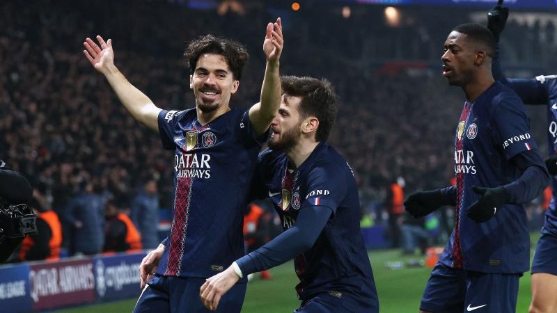 [天下足球]温情·2025：温暖相伴 最美风景